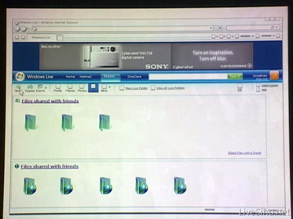 PowerPoint 中的 Windows Live SkyDrive 设计模型