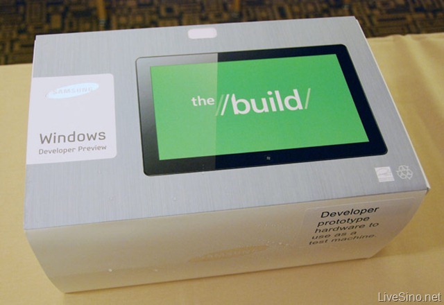 BUILD 出席者赠品：三星 Windows 开发者预览平板，附拆箱图