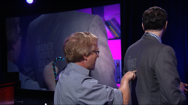 微软研究院演示 OmniTouch 穿戴式多点触控投影技术