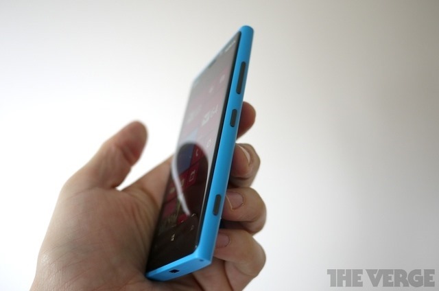 诺基亚 CEO：与 Verizon 将有“令人振奋的东西”；选择 Windows Phone 的原因
