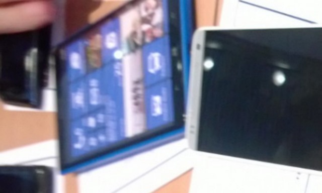 诺基亚 Phablet 平板手机 Lumia 1030？