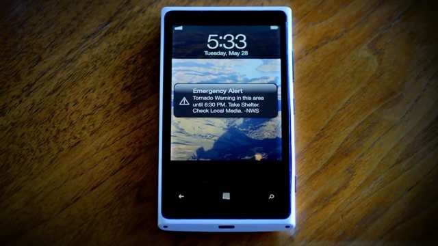 美国政府宣传视频出现运行 iOS 的 Lumia 920