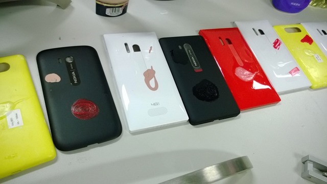诺基亚披露红色版 Lumia 928 真机外壳