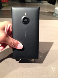 AT&T 代号 Beastie 诺基亚 Lumia 1520 新照再泄漏