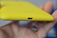 诺基亚发布 6 英寸大屏幕 Lumia 1520 和 Lumia 1320