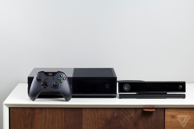Xbox One 英国降价 30 英镑，Titanfall 版开放预订