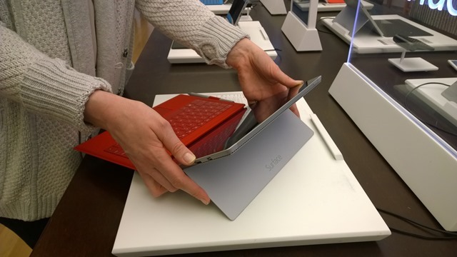 微软零售店和百思买都已提供 Surface Pro 3 真机体验