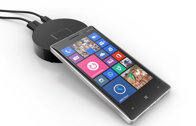 微软发布更多配件：屏幕共享设备、智能无线充电板